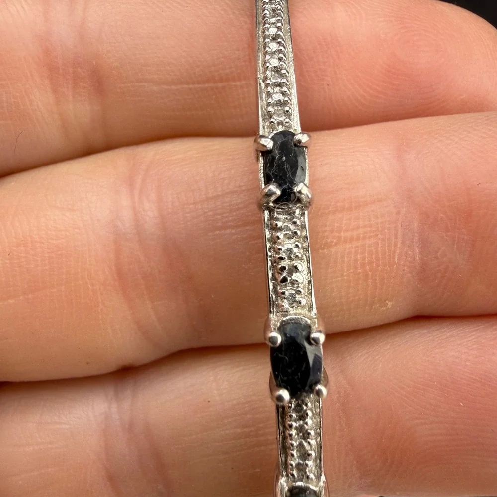 Vintage Signed 925 Bangle Bracelet Silver Black Stone Hinged Oval Pave 7in